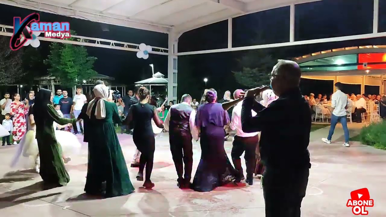 Davul Zurna ile Bayanlardan Harika Bir Kaman Halayı