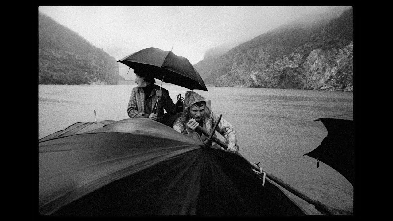Liz Cirelli & Minski - Dining On Stones (Official Video)