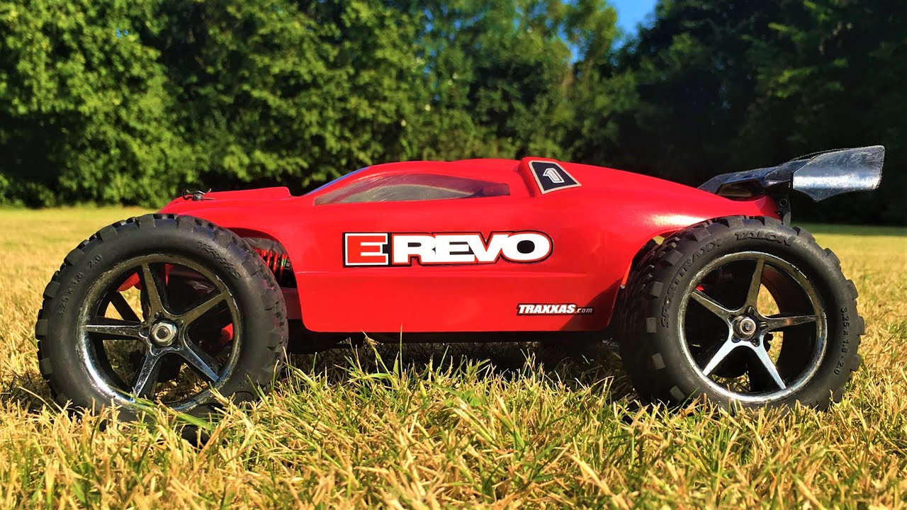 NEW LiFE to the Traxxas Mini E-Revo 1/16 VXL Brushless RC Car (Part 2): First Quick Test Run!