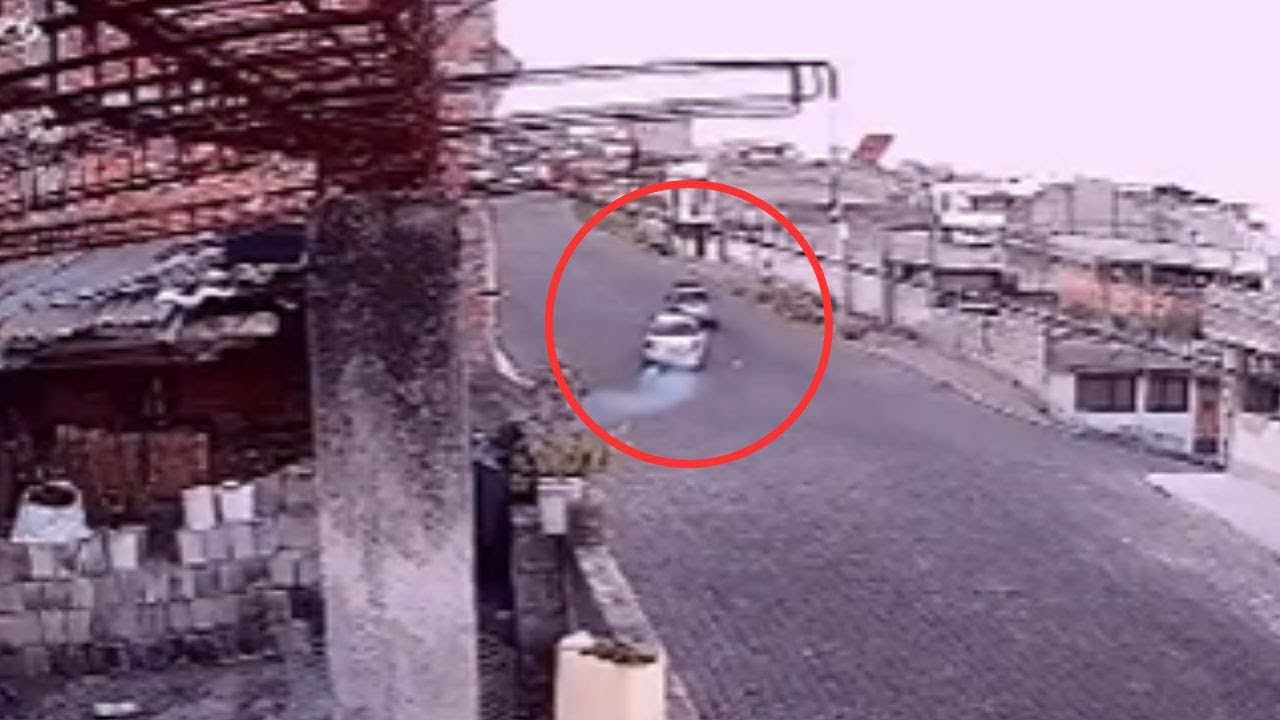 Robo violento en San Blas II: encapuchados armados se llevan un vehículo
