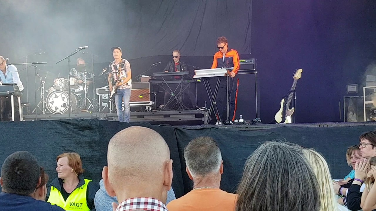 Back to Back:- Vi elsker som live fra Haslev Festdagene