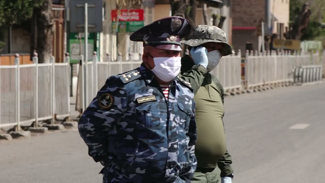 Suzak (Kyrgyzstan) during a pandemic Covid-19. 03.04.2020. Сузак во время пандемии Covid-19.