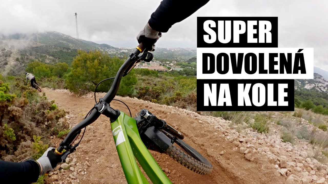 MALAGA NA KOLE: Poř&aacute;dn&eacute; traily, moře a teplo i v zimě