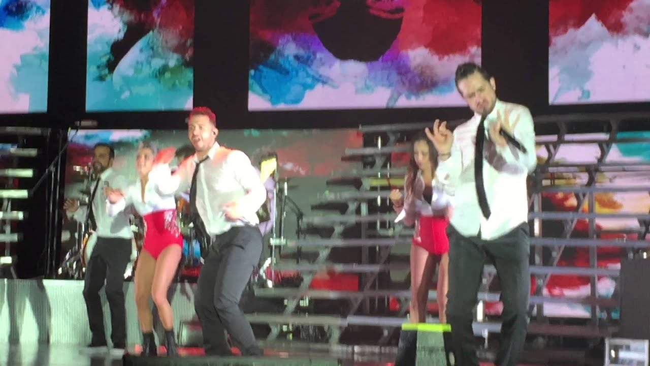 Ov7 y Kabah - Enloqueceme ( en vivo) GiraOv7&Kabah en Queretaro