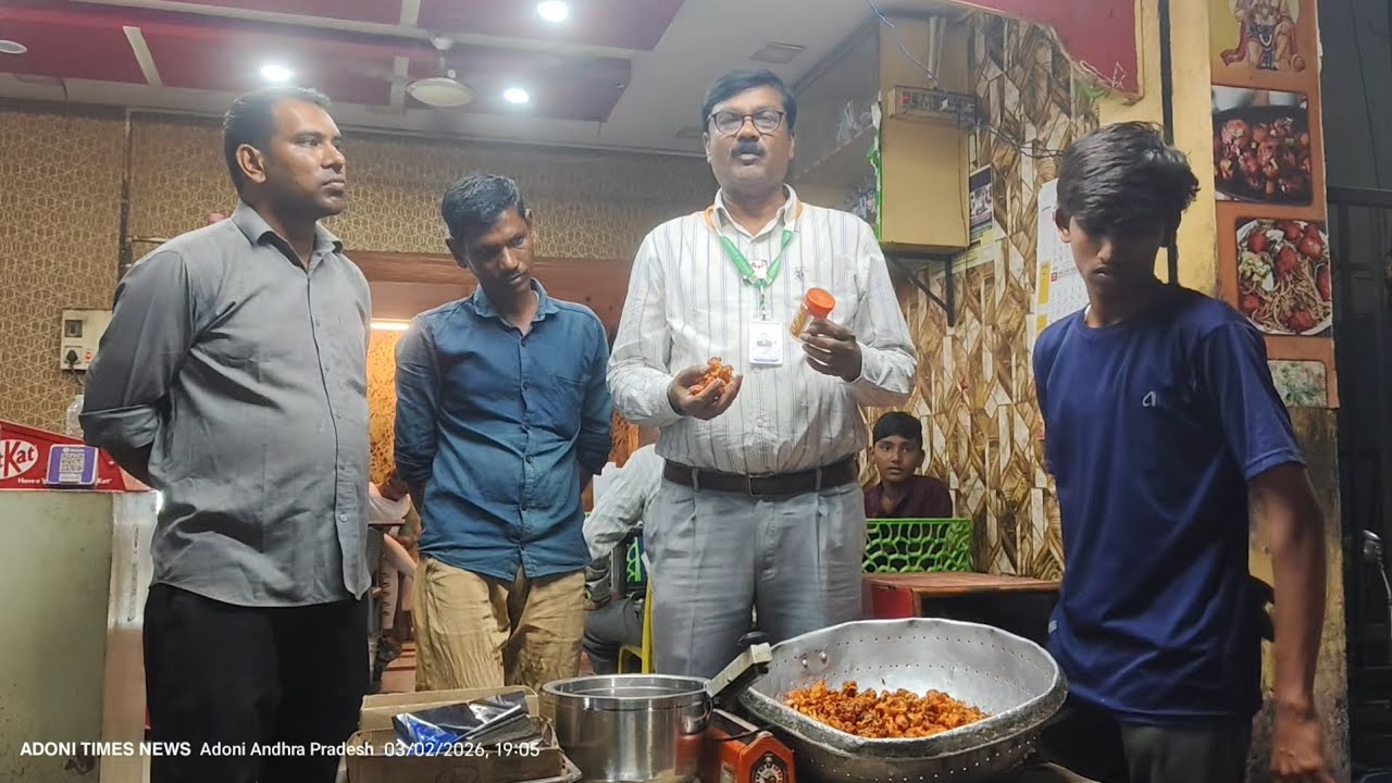 𝗙𝗮𝘀𝘁 𝗙𝗼𝗼𝗱 ఫాస్ట్ ఫుడ్ సెంటర్ల యజమానులకు హెచ్చిరికలు జారీ చేసిన Dist Food safety అధికారి.