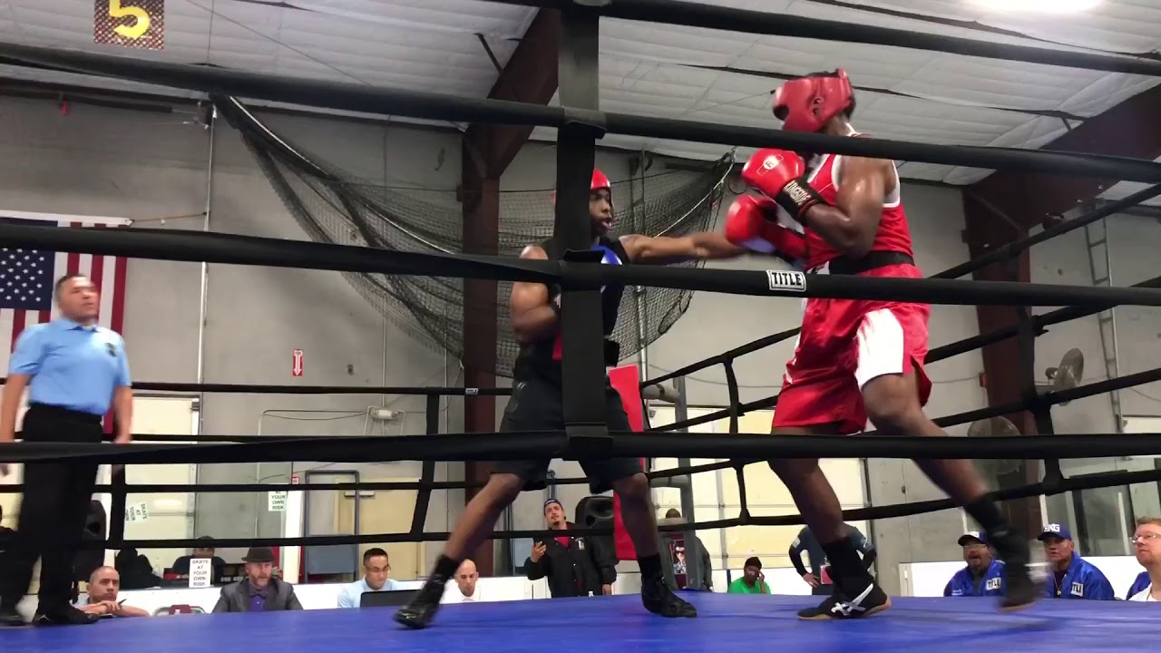 Golden Gloves 2019 Boxing tournament heavyweight division Courtney Reed vs Eddie Decambre full fight