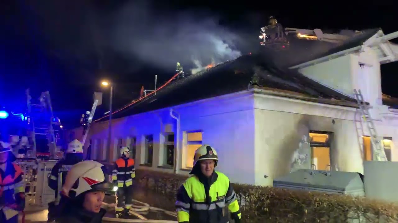 Großeinsatz der Feuerwehren: Brand im Hafen Bregenz