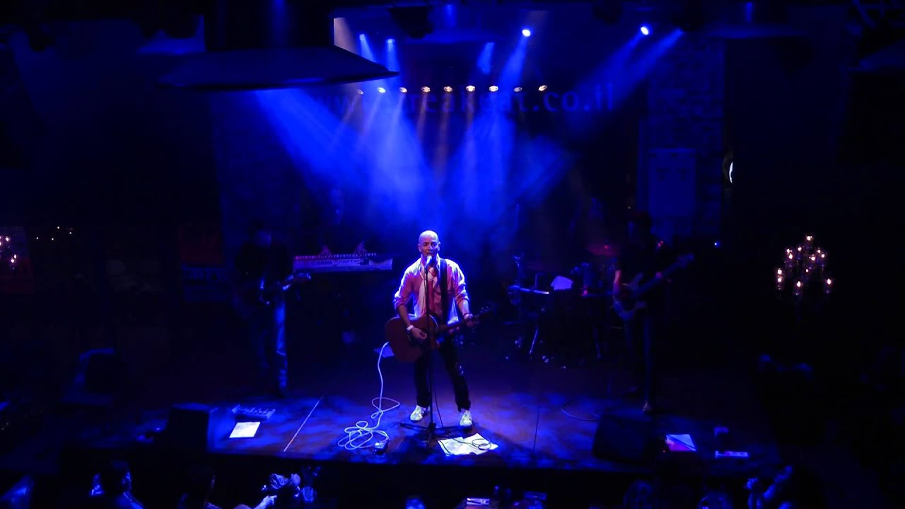 פבלו רוזנברג - נר על החלון