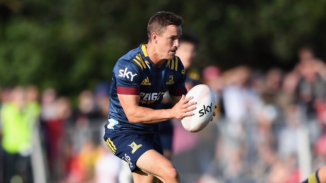 FIRST EVER goal line drop-out in Sky Super Rugby