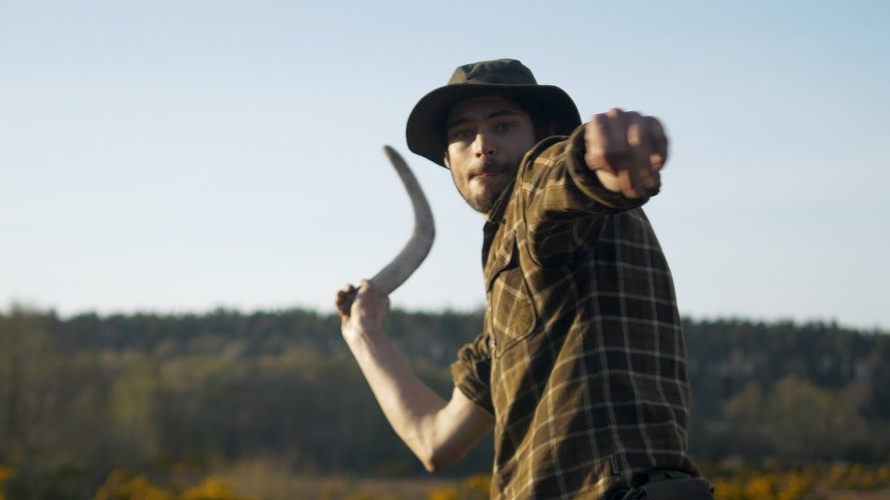 Making a Survival BOOMERANG ~ Relax Bushcraft & Throwing Action