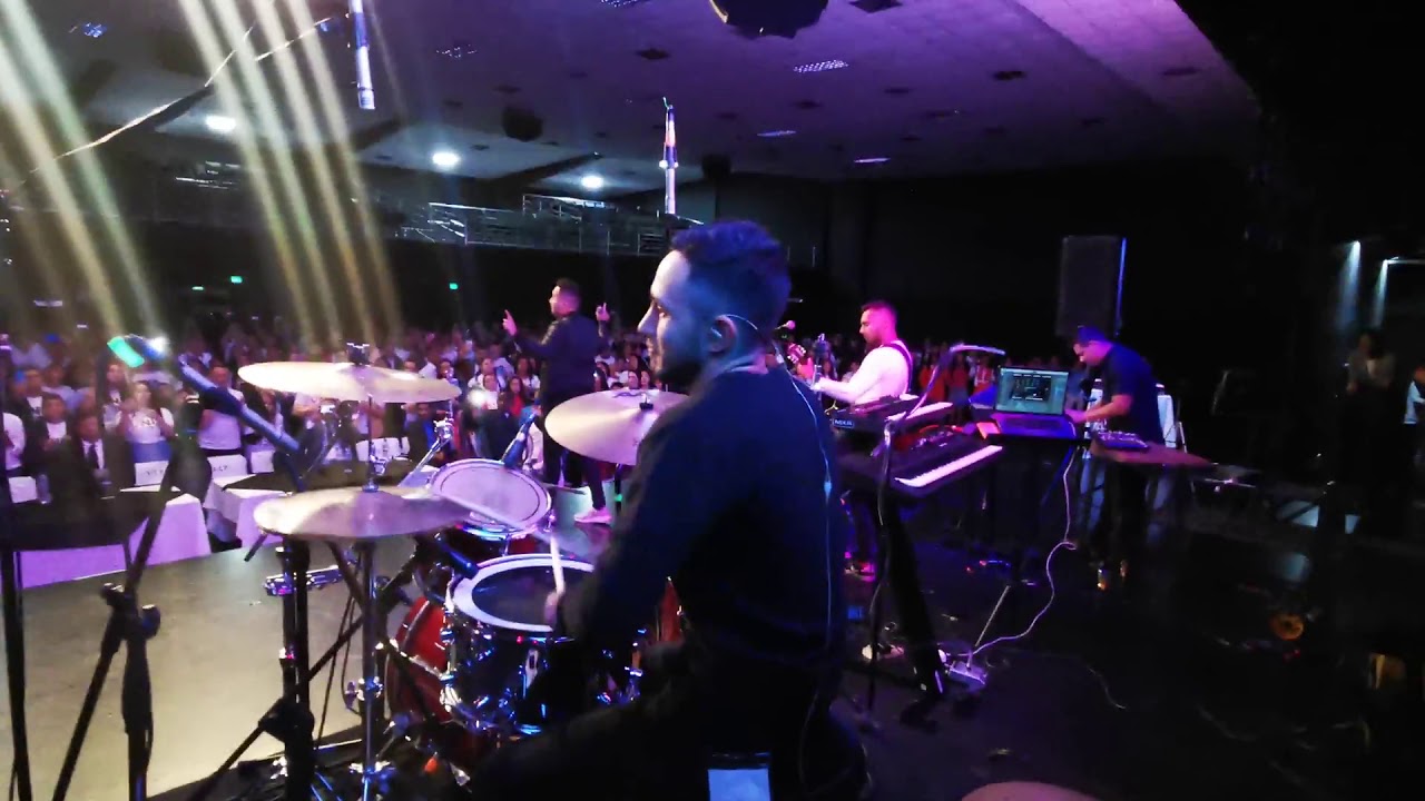 Celeste en Vivo #TDC #AlzoMisOjos