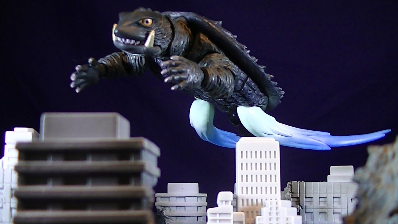 REVOLTECH GAMERA (1967) - NO. 26 SHOWA FIGURE REVIEW