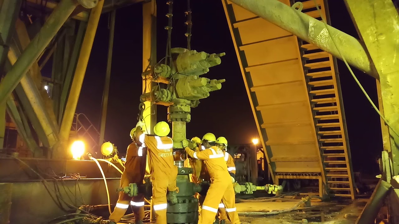 Production BOP Nipple Up #drilling #oilfield #riglife #oilfieldlife