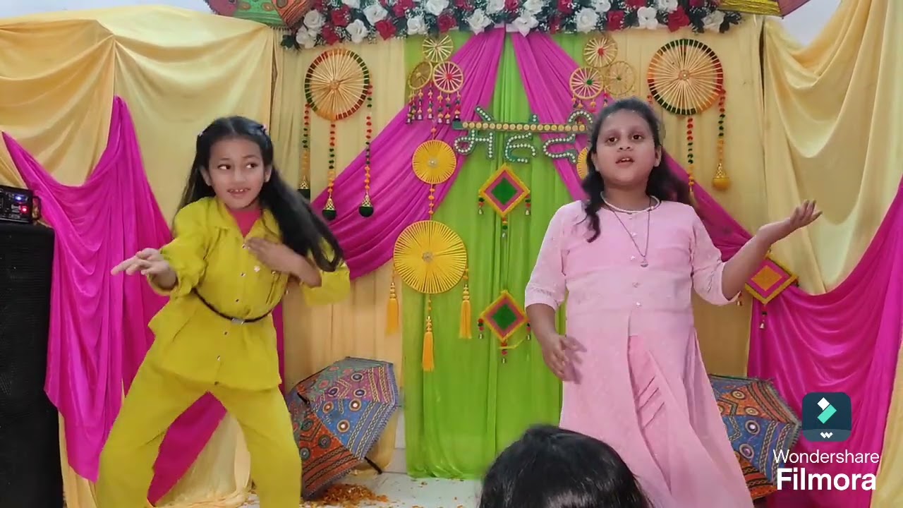 Mehndi dance by kids 😍 