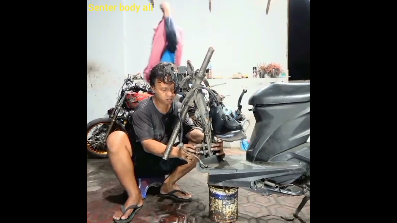 pres senter body vario 125 bagian depan cara mudah, cepat dan murah