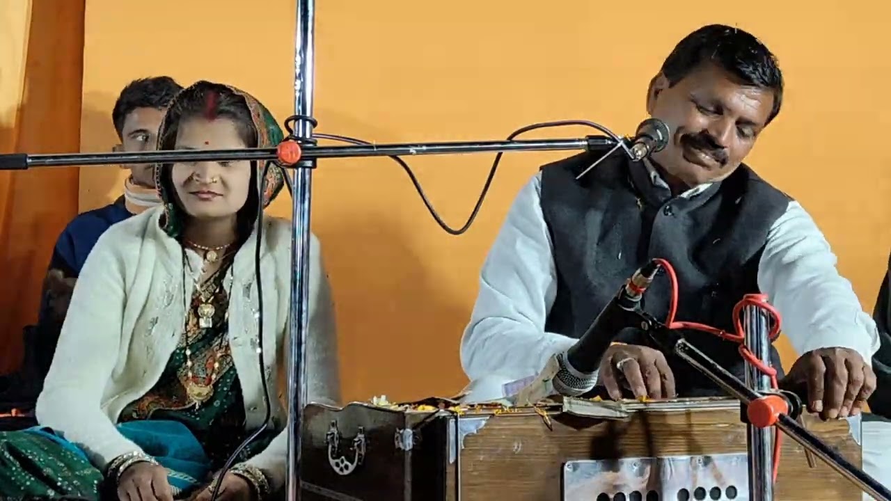 गायक बद्री पाल सरपंच मामोनी खुर्द 