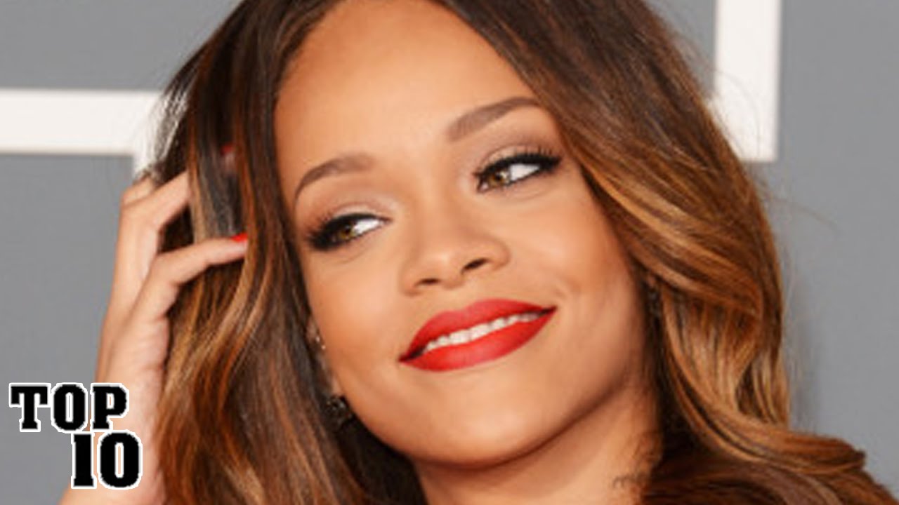 Top 10 Facts About Rihanna