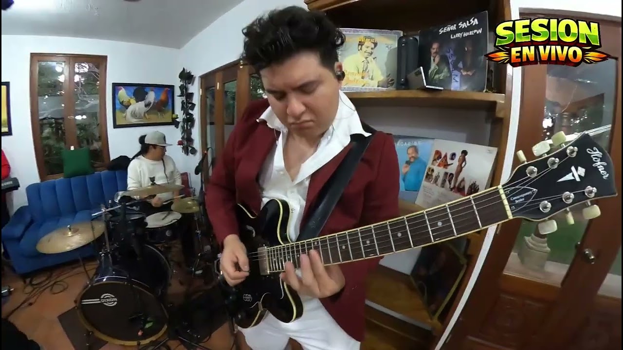 Me Miras - Moco y los Flamboyantes