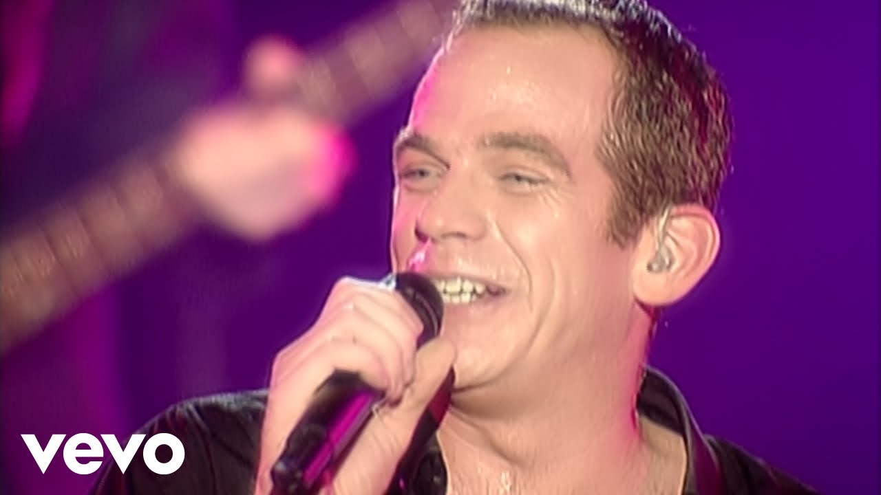 Garou - Au plaisir de ton corps (Live &agrave; Bercy)