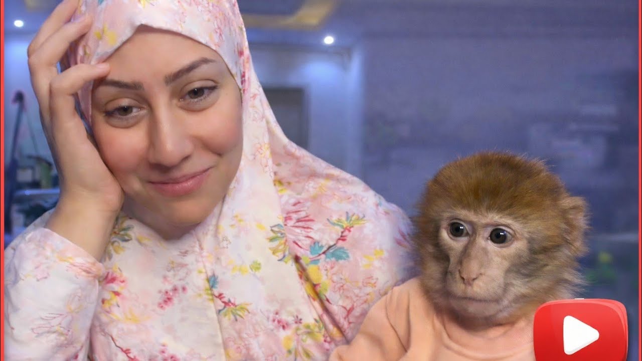 ام دونا مبسوطة من قلبها