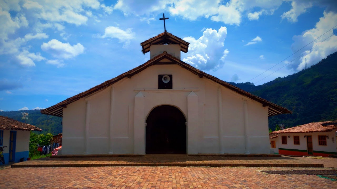 Los secretos de la Iglesia más antigua de Antioquia | Nuestra Señora de la Candelaria - Sabaletas