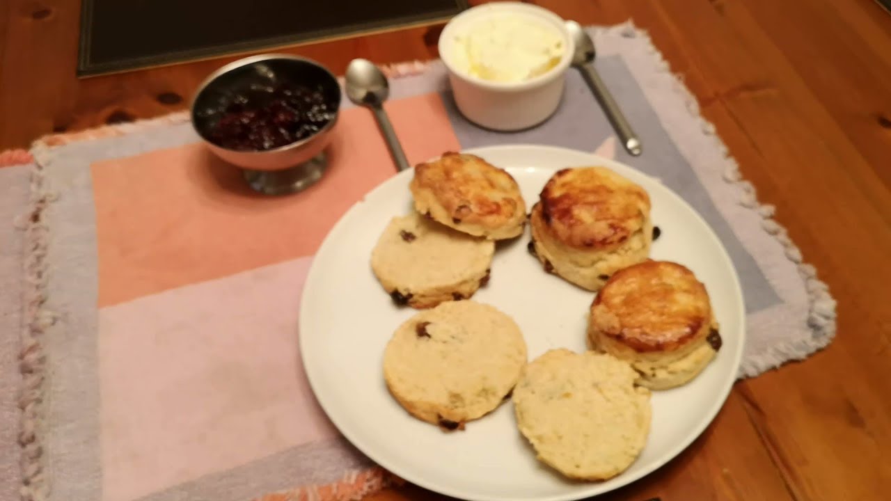 Light Fruit Scones Step by Step Guide