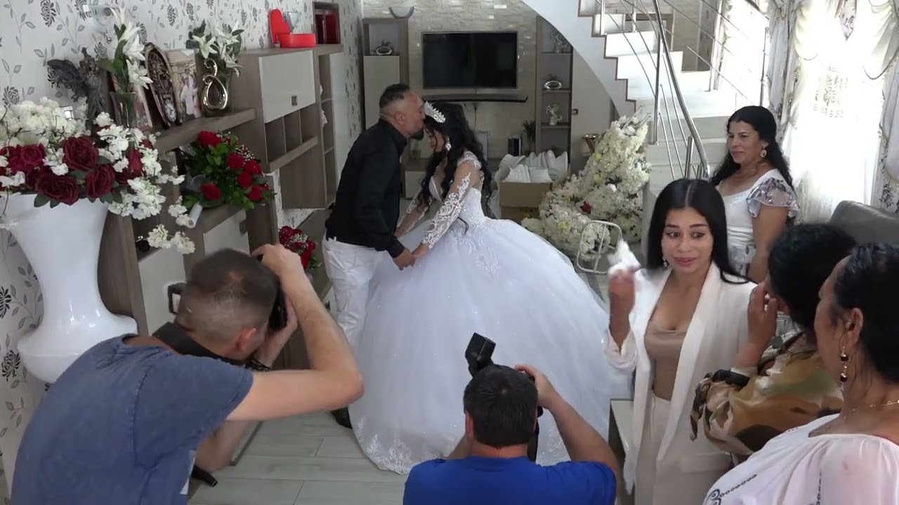 Clip Miri Rosalinda & Salică 2022 05 26 Craiova