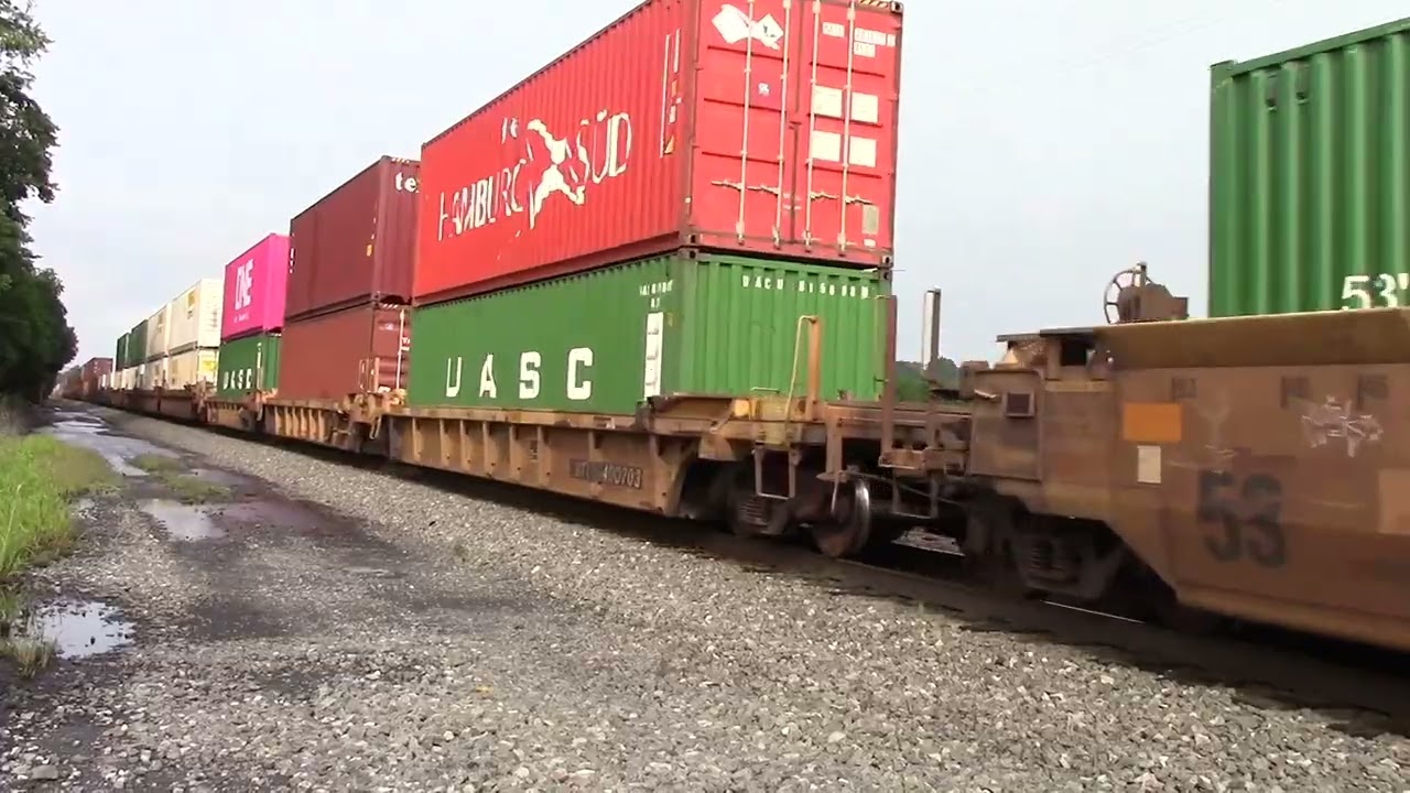 NS Trains In Annville And Cleona PA Plus NS 7222