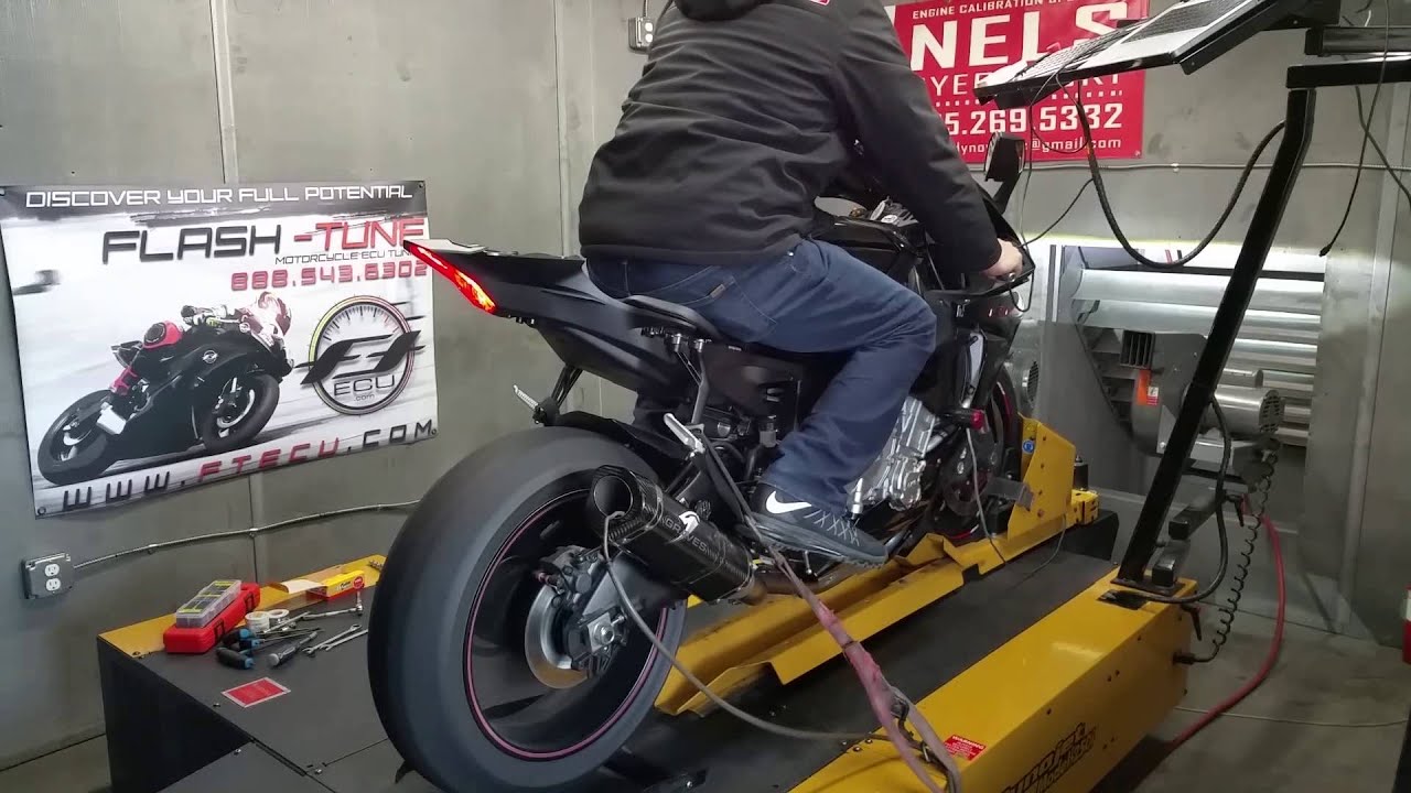 2015 Yamaha R1 Graves 2WDW/FTECU dyno run