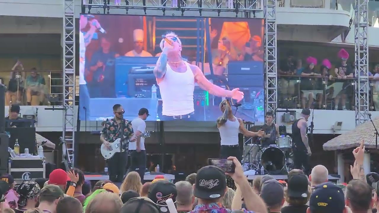 Hollywood Undead-Hollywood Forever (Live) 1/19/25 @ Shiprocked Deck Stage Miami, FL