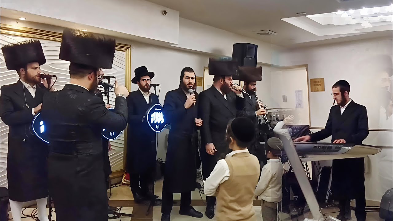 מחרוזת שמחה- אושרי פאר מקהלת נגינה, חיים זיידה ואברהם בלטי Simcha medley Oshri, Negina, zayda, Balti
