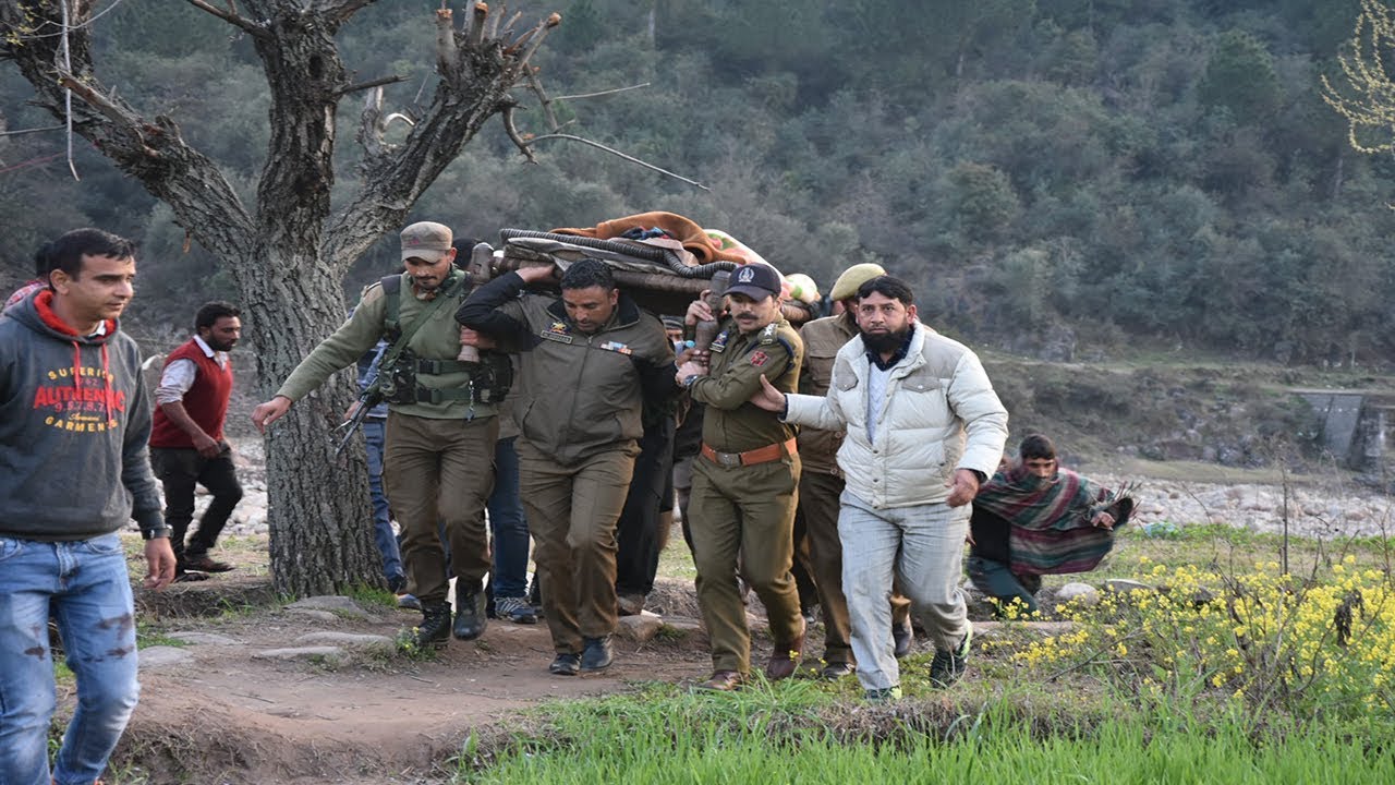 Poonch: Heavy firing continues along LoC, injured woman referred to GMC Jammu