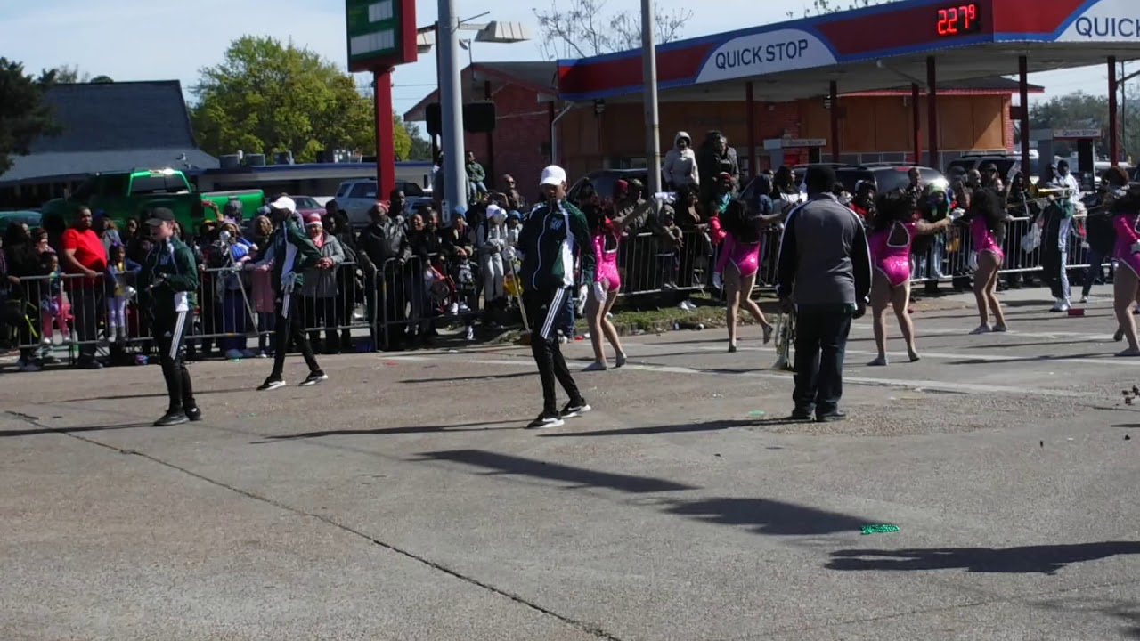 JD Vols Marching Band | Mardi Gras| Mobile Alabama | 2019 | MAMGA Mammoth Parade |