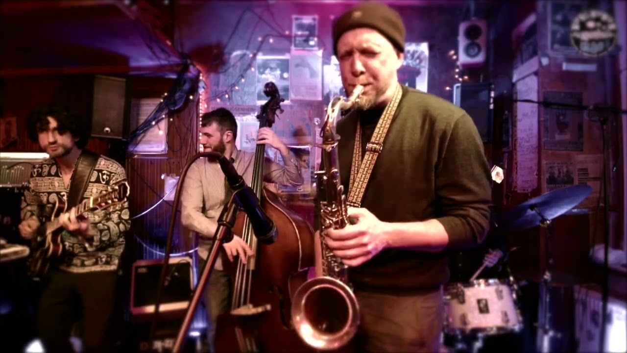 Everything I love - Ben Kraef, Attila Muehl, Igor Spallati, Tobias Backhaus
