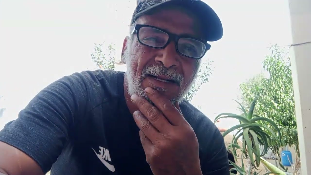 من شاب وسيم  إلى مجريم خطير  وسبب هو لاب الاعمى بطموع الدنيا ونسى تربية