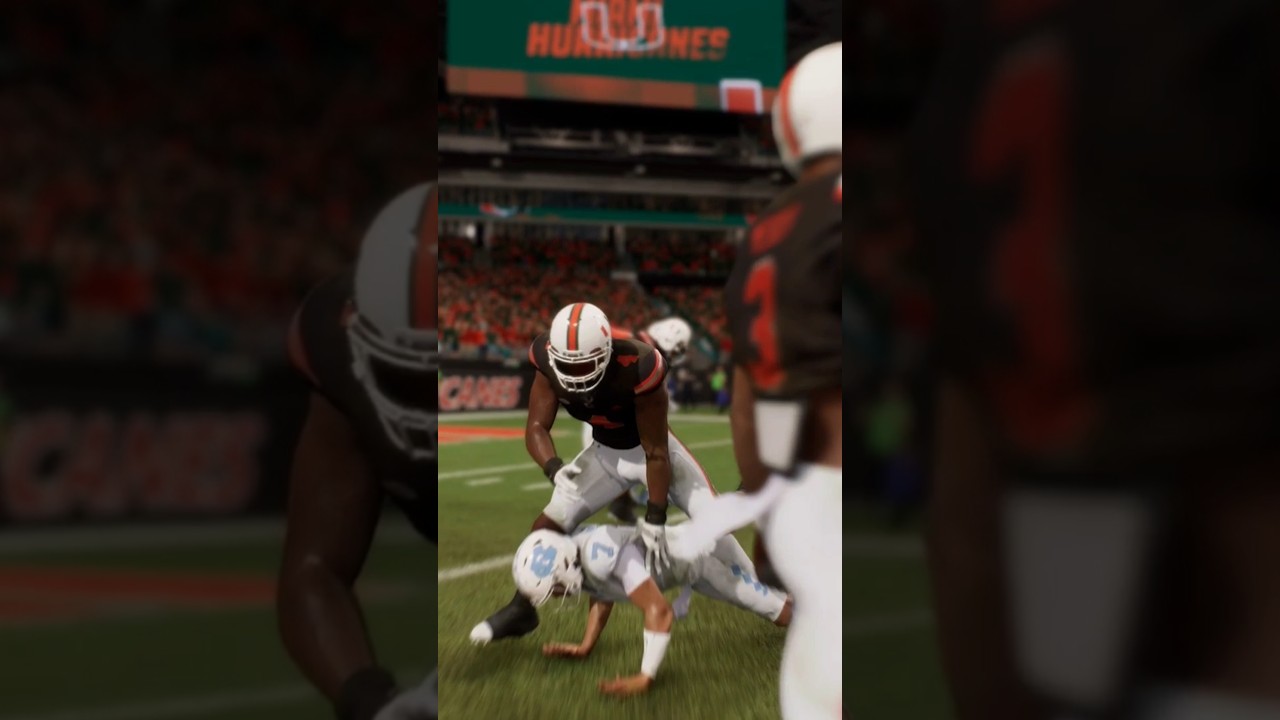 Rueben Bain Jr's 4th QB sacc of the game #ruebenbainjr #ruebenbainjrmiami #miamihurricanesfootball