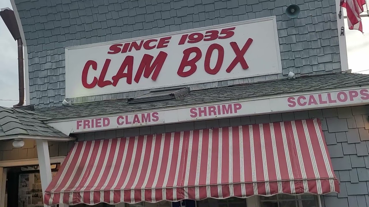 Clam Plate at the CLAM BOX in Ipswich Massachusetts