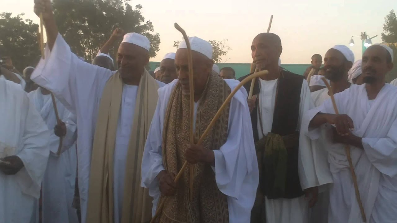 لحظة وصول ابونا الخليفة طيب الجد العيدج