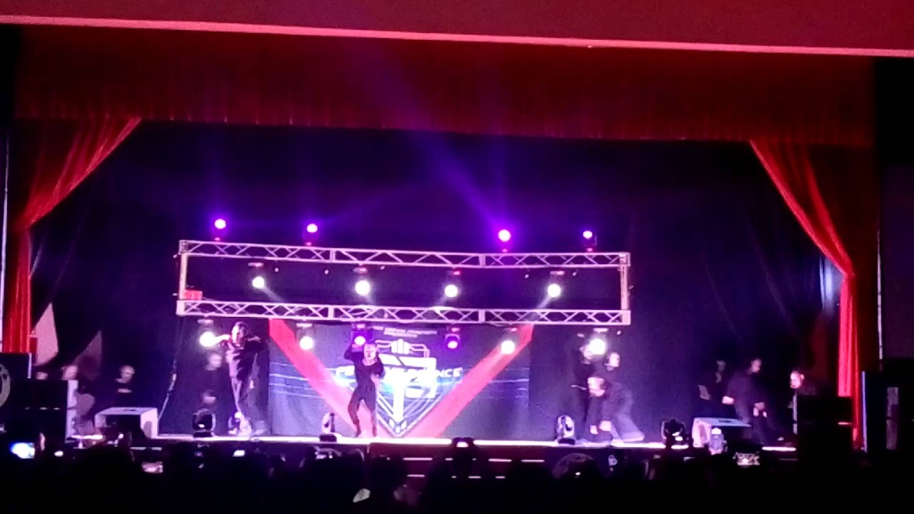 Feel the bounce 2015 NEUTRAL ZONE