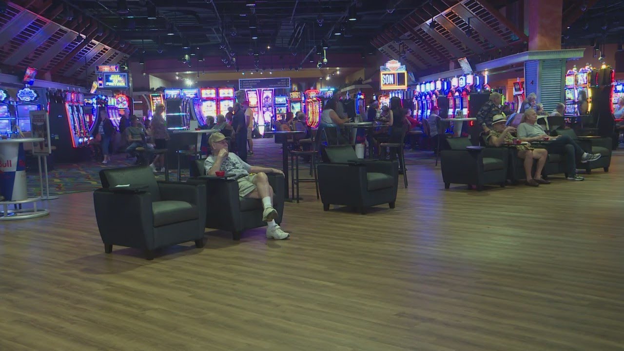 Wheeling Island Hotel-Casino-Racetrack opens new sports bar