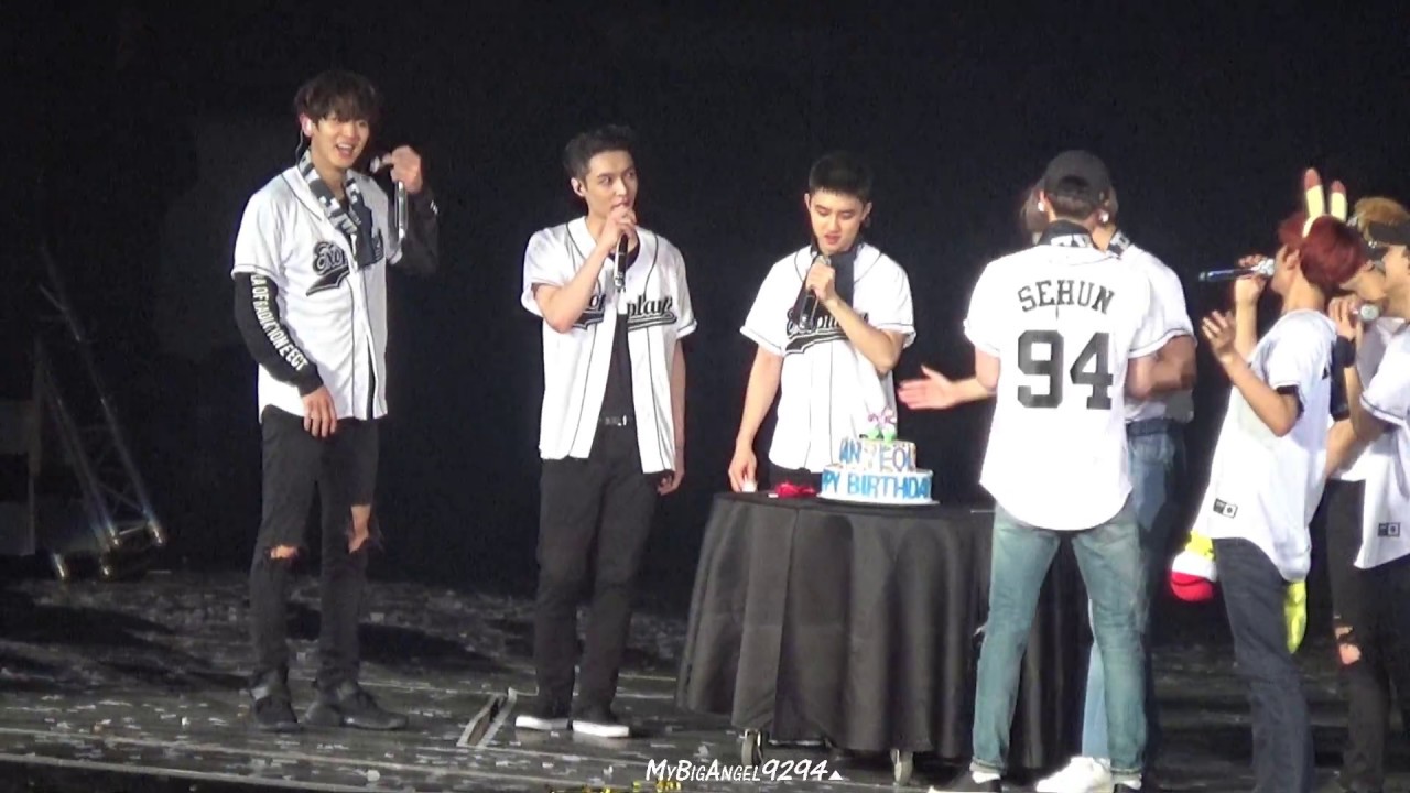 161127 EXO’rDIUM in Taipei  Celebrate Chanyeol birthday