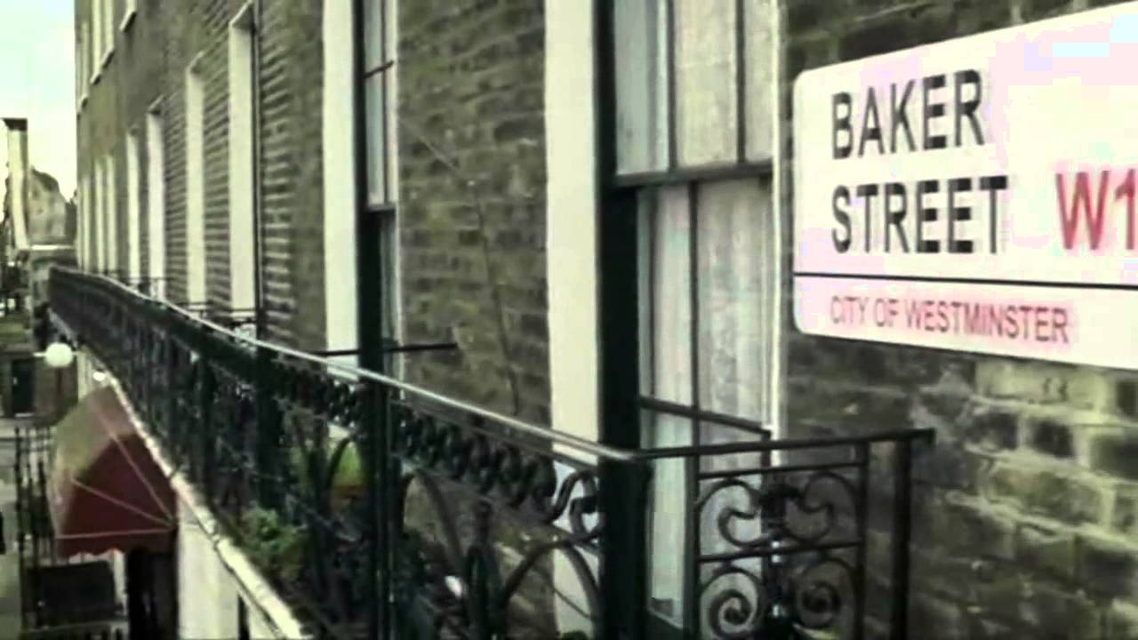 Superwholock | Skyfall