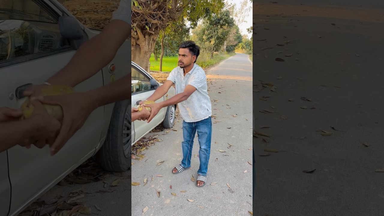 Billi ne anil ki car ke niche Nariyal rakh diya #comedy #funny #cutebaby #shortsfeed #viralvideo