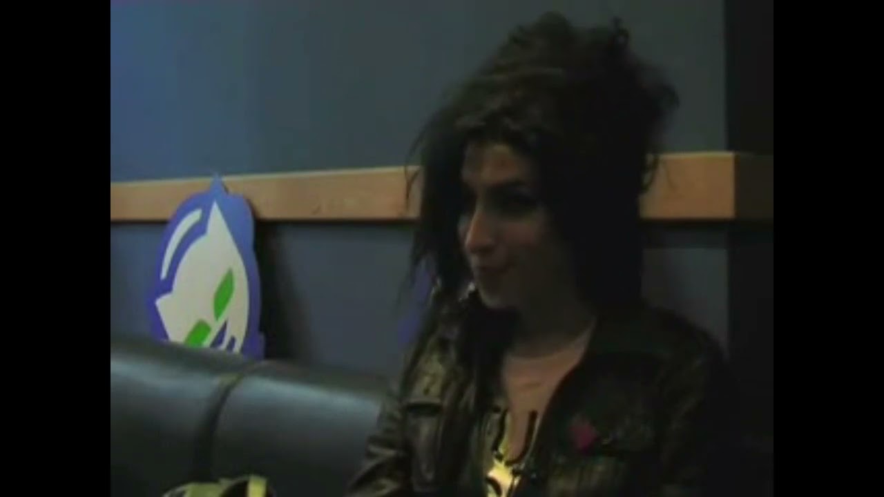 Amy Winehouse-  Interview Napster live sessions 2006.