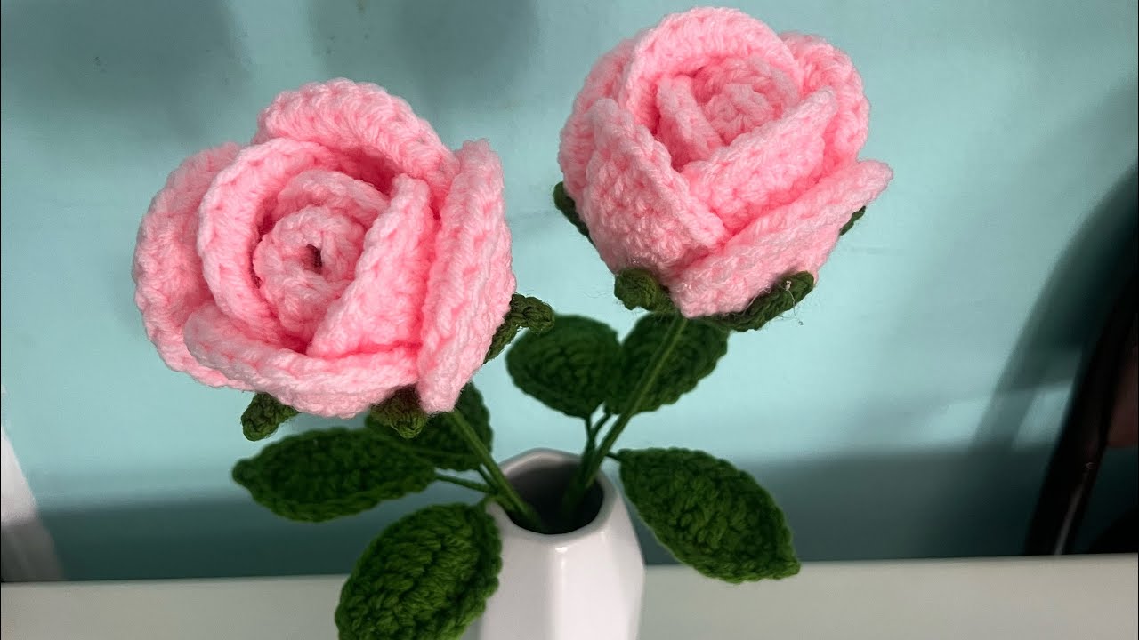 Rosa🌹 de 9 petalos super facil  de tejer paso a paso 🥰🧶