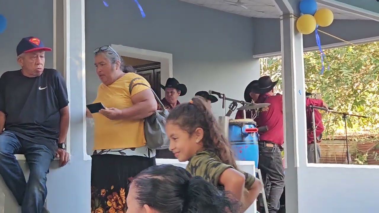 se acavo la fiesta  gracias por ver nuestrros videos