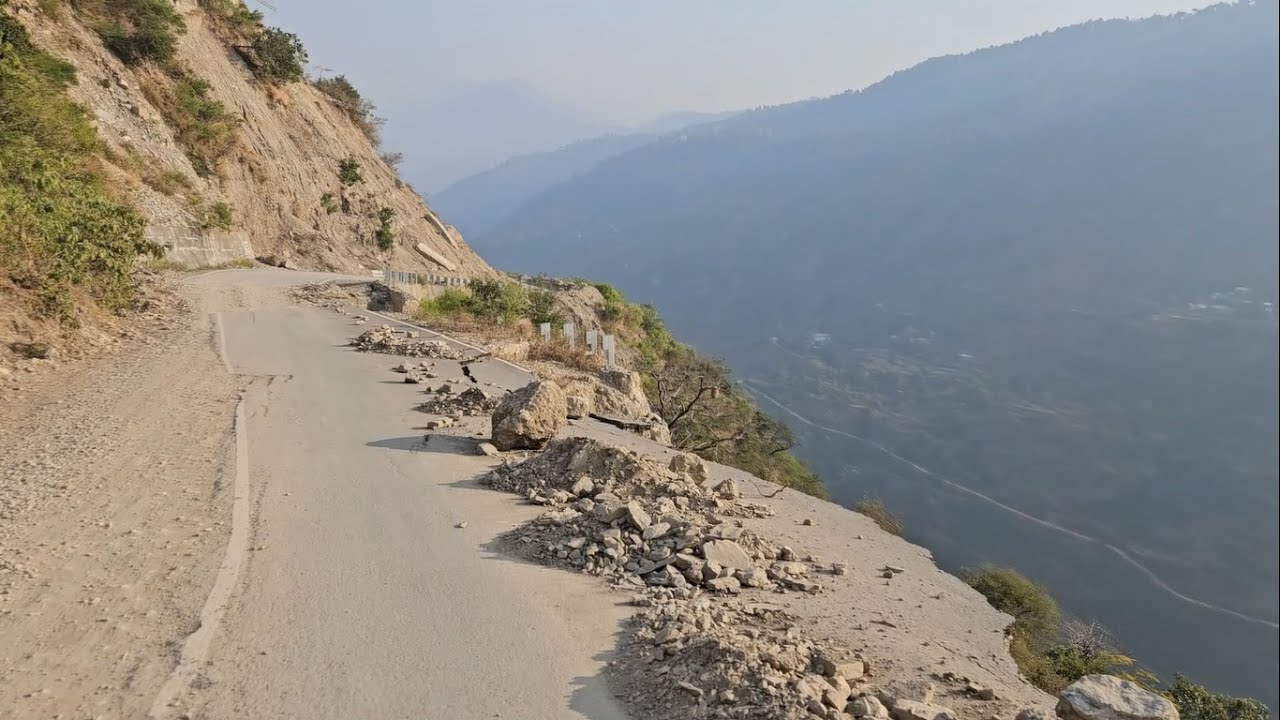 Tattapani to Slapper road Damaged in heavy monsoon rains | Himachal Pradesh, India