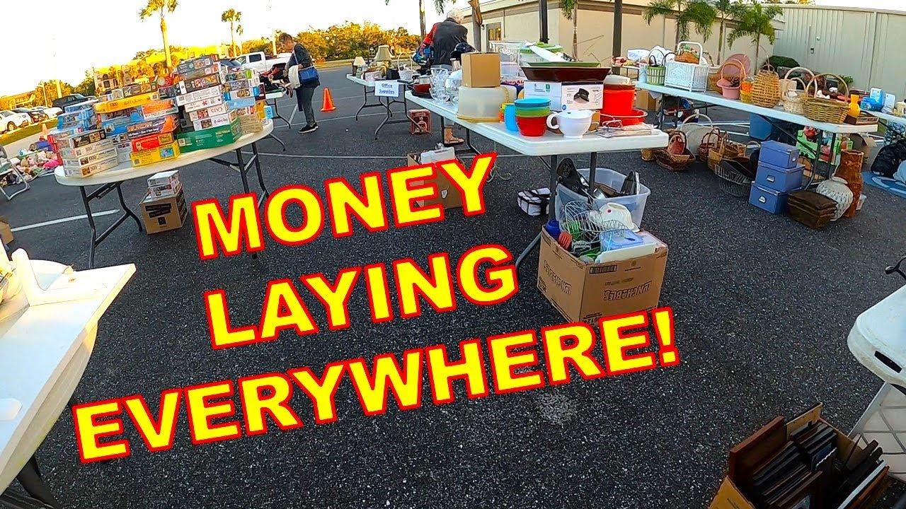 THERE WAS SO MUCH MONEY AT THIS HUGE GARAGE SALE!