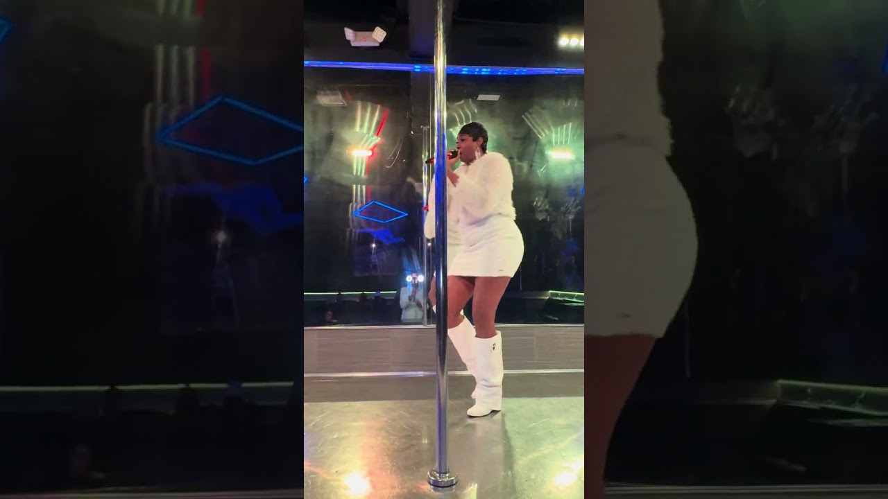LadyChin performing GoodMan Live