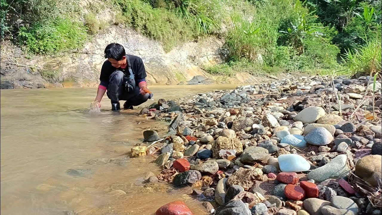 KESERUAN MENCARI BATU AKIK PERMATA DI SUNGAI - NGEBOLANG BATU AKIK DI SUNGAI SUKABUMI